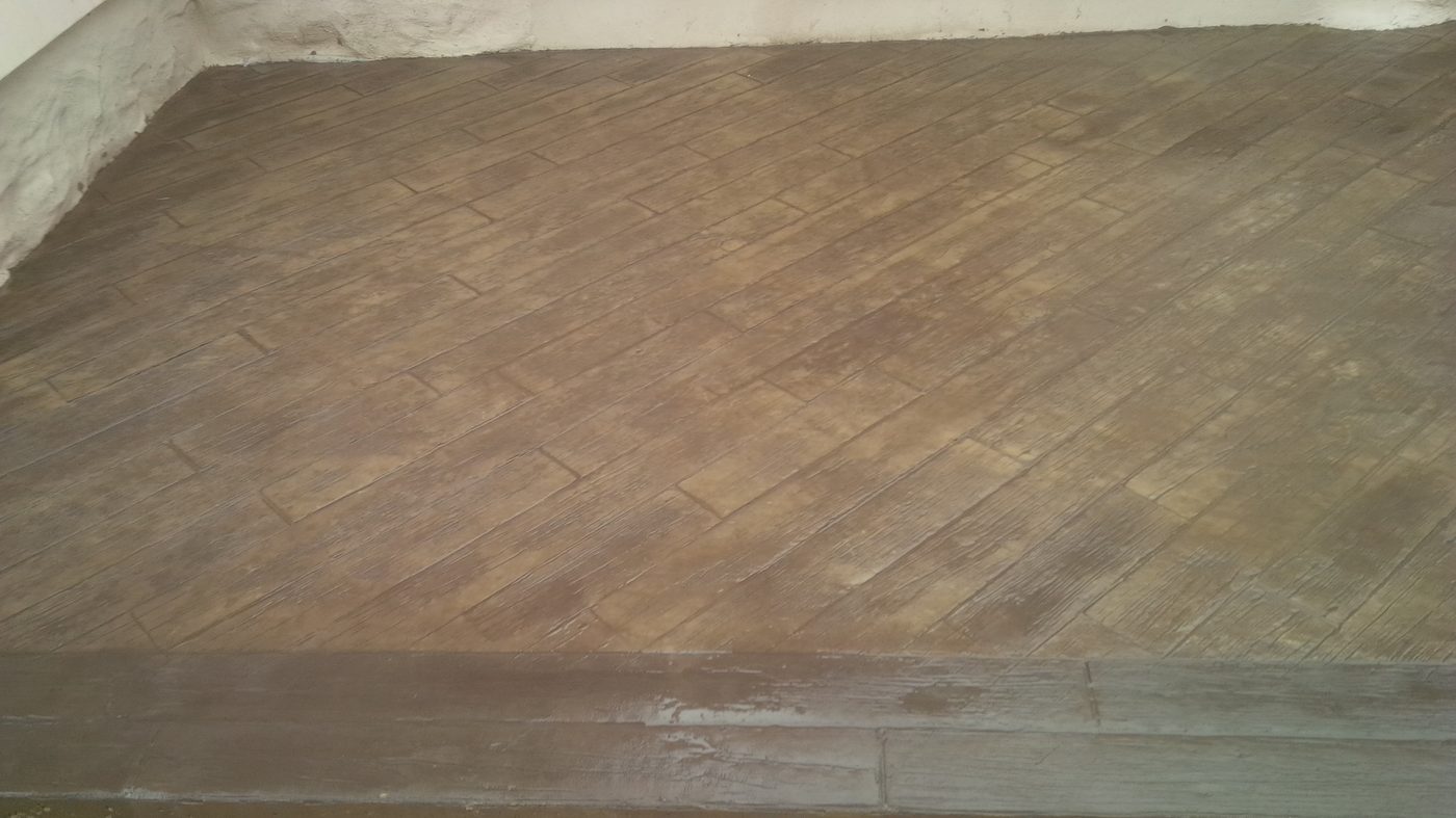 Wood Plank with Border by Dura Concrete Floors in Orillia and Simcoe County, Ontario, photo 4