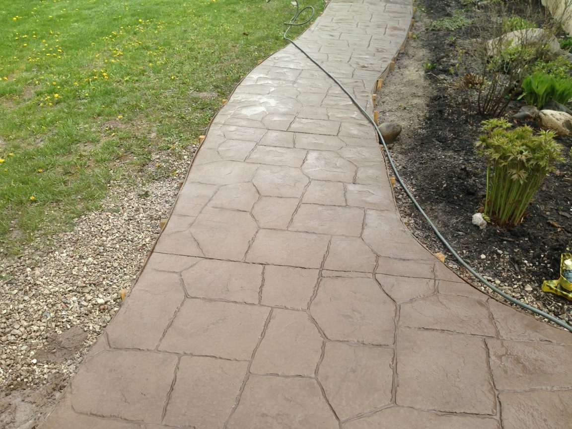 Walkways concrete by Dura Concrete Floors in Orillia and Simcoe County, Ontario
